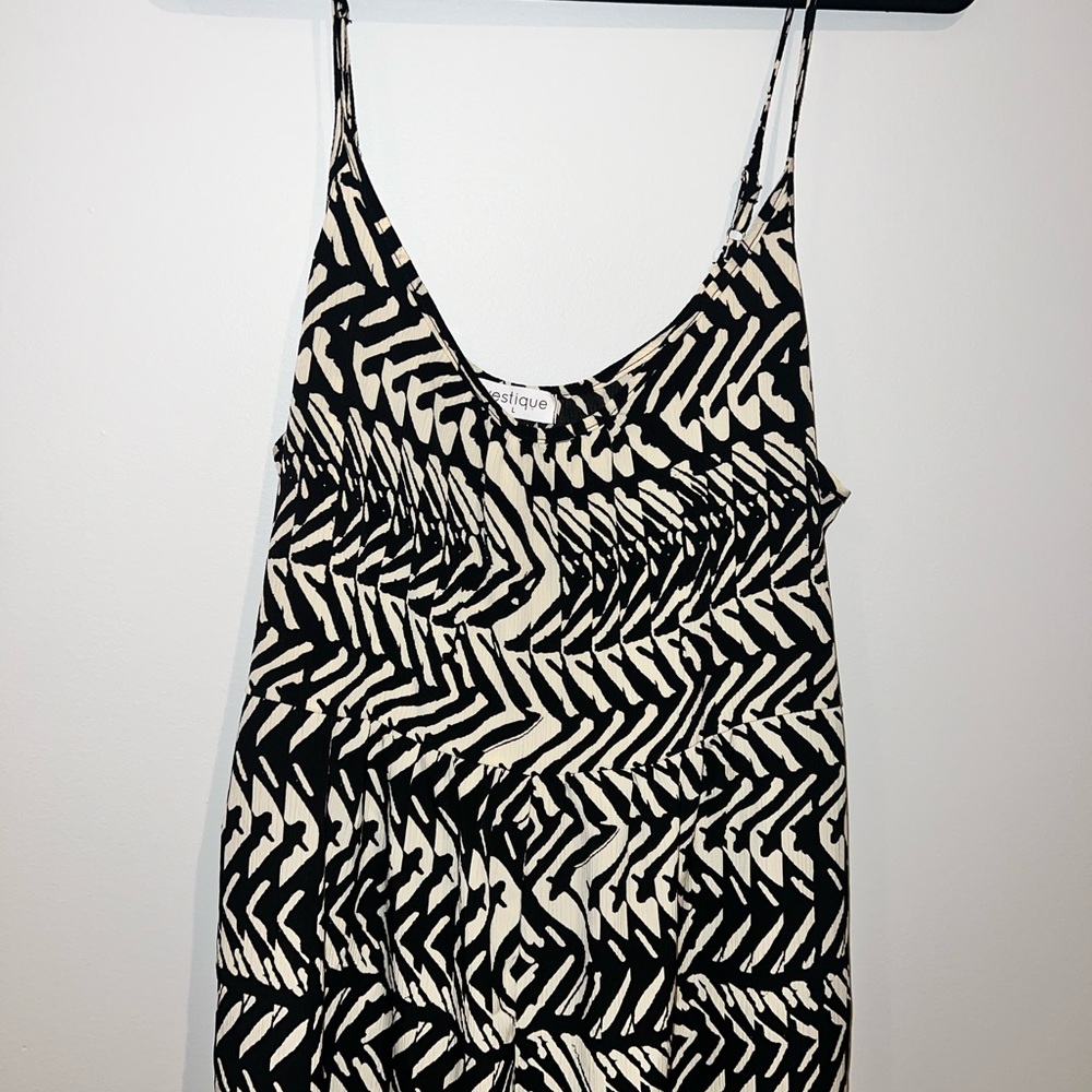 Women’s Black and White Casual Jumpsuit - Picture 9 of 11